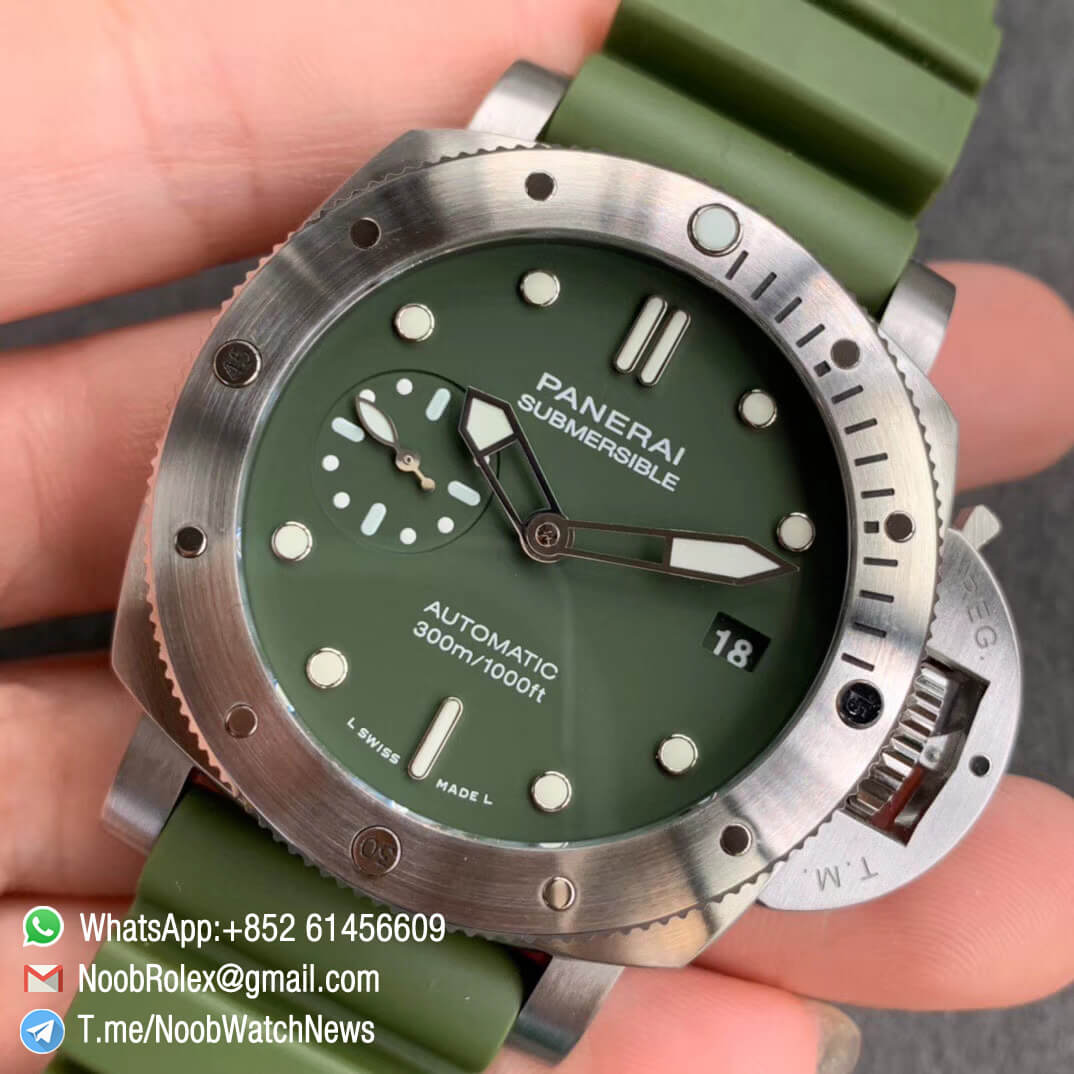 panerai submersible verde militare 42mm